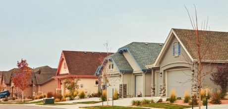 Mora nos EUA? Garanta uma Moradia Acessível com o Programa de Vouchers de Escolha de Moradia 🏡
