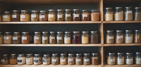 Como organizar uma despensa prática com alimentos duráveis